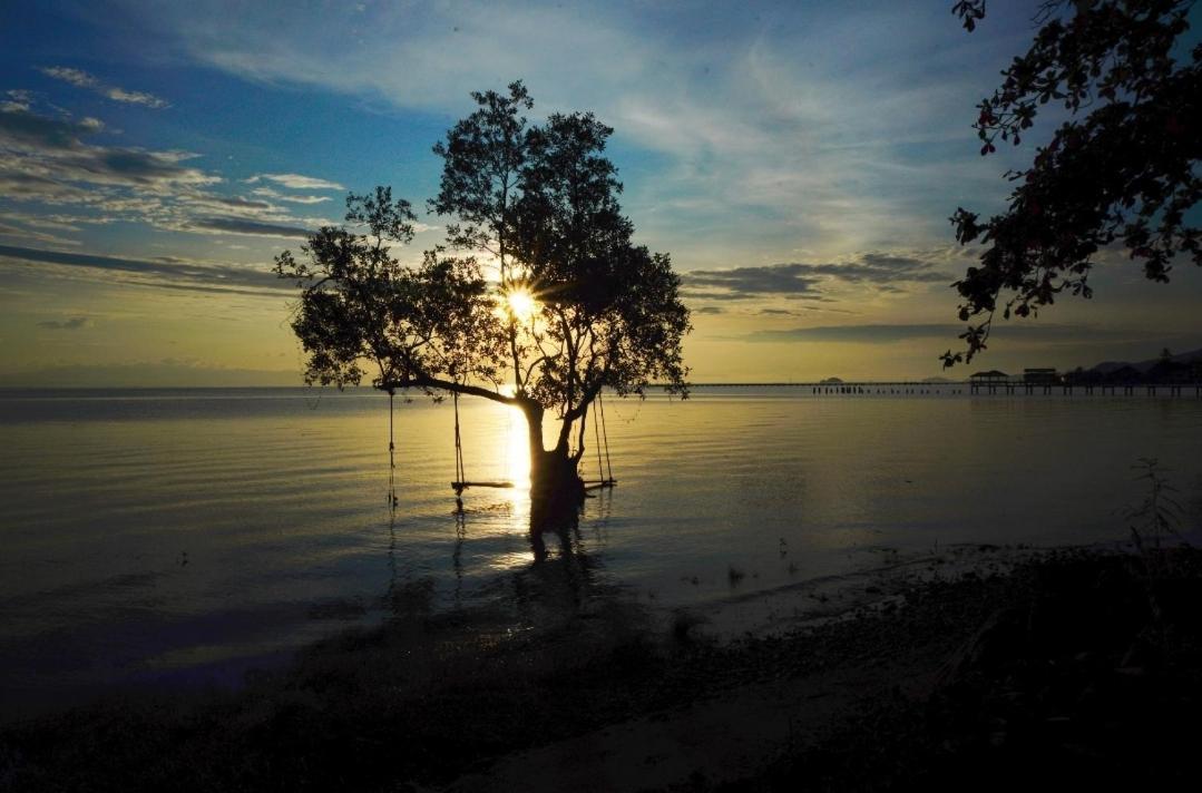 Baan Chid Talay Otel Koh Chang Dış mekan fotoğraf