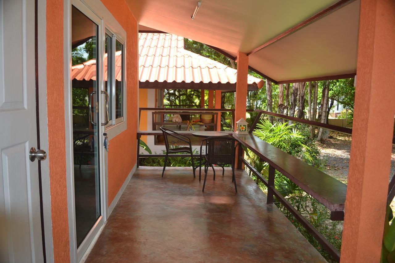 Baan Chid Talay Otel Koh Chang Dış mekan fotoğraf